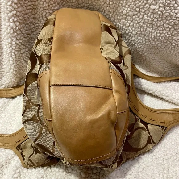 Coach Signature Tan And Gold Canvas/Leather Vintage Y2K Ergo Satchel - Picture 8 of 14